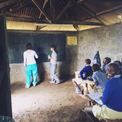 ケニアでアフリカ東部サバンナ環境保護　土居明美咲